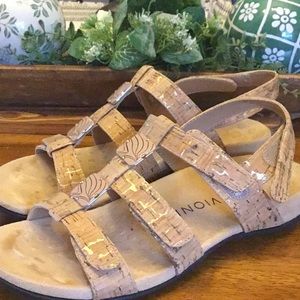 Vionic gold cork sandals